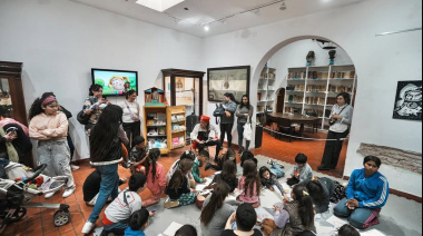 Miles de niños y niñas disfrutan las actividades gratuitas de las vacaciones de invierno