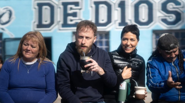 Federico Otermín y Mayra Mendoza encabezaron una jornada de forestación en el “Potrero de D10S”