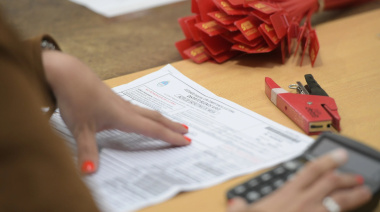 ¿Lista de papel o boleta única? Cómo se vota el 7 de septiembre en Lomas de Zamora