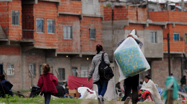 Según el INDEC, la pobreza bajó 6,5% en el primer semestre del año