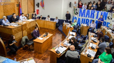 Nueva sesión en el Concejo y la tribuna de amblos bloques fue la protagonista
