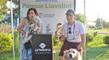 A un mes del triunfo: La copa que levantó Messi, visitó Llavallol