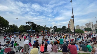 El Folclore en Lomas explotó la Plaza Grigera