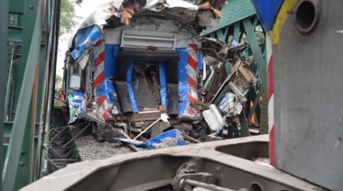 Choque de trenes: al menos 90 heridos y un encendido debate sobre las causas