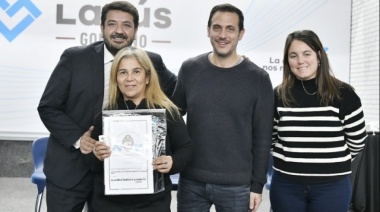 La Provincia entregó 105 escrituras sociales en Lanús