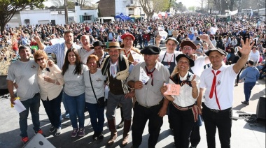 Una multitud disfrutó de la tercera edición de la Fiesta del Asado en Moquehuá