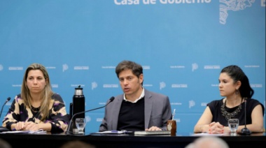 Kicillof anunció la creación de una línea específica para el acompañamiento de adultos mayores
