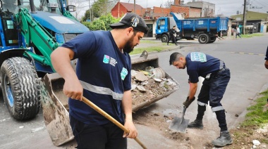 Avanza el Programa Integral de Bacheo y fortalecen la idea de no tirar basura en la vía pública