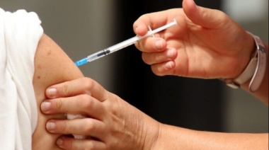 Dengue: la Provincia envía turnos de vacunación que incluyen a personas que se inscribieron