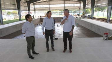 Navarro: Katopodis recorrió obras de infraestructura hídrica y social