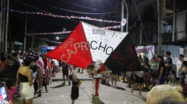 El carnaval llegó a Llavallol y dió inicio al mes de festejos