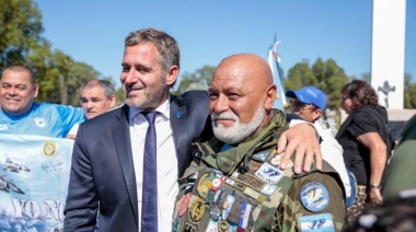 "Las Malvinas nos unen en un sentimiento claro y profundo en todo el suelo nacional" dijo Achával