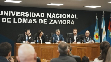 Un paso histórico para Lomas: Otermín firmó la posesión de las tierras de la UNLZ
