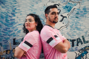 Temperley presentó su camiseta por el mes de la concientización del Cáncer de Mama