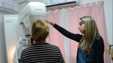Últimos días de Octubre Rosa: Lomas refuerza la prevención del cáncer de mama