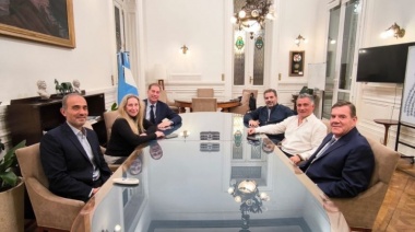 El PRO y La Libertad Avanza negocian en Provincia mientras crece la interna