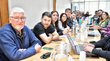 Provincia acordó un nuevo aumento salarial para los estatales bonaerenses