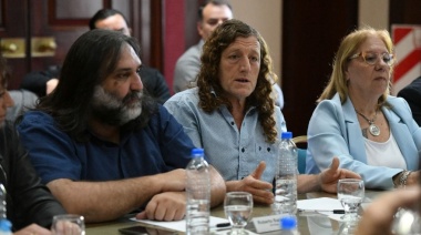 La Provincia acordó con estatales y docentes un nuevo aumento salarial de 6,5% en julio