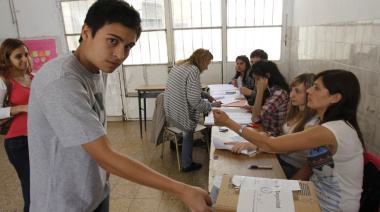 El voto joven suma fuerza: 435 mil bonaerenses de 16 y 17 años están habilitados para votar