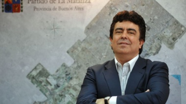 Fernando Espinoza subió un 70 % los sueldos de los trabajadores municipales