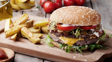 Vuelve a Tres de Febrero la Noche de las Hamburgueserías