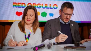 Firma del convenio de Red Orgullo con Banco Provincia