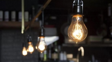 Provincia lanza la tarifa social para compensar los aumentos de la luz