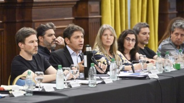 Kicillof se reunió con cámaras empresarias para analizar el impacto de medidas de Milei