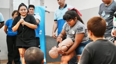 Dictan un curso de RCP gratuito en Banfield