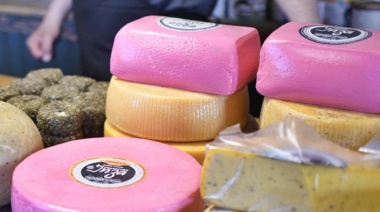 Los quesos rosas de Tandil: una campaña que lleva seis años concientizando