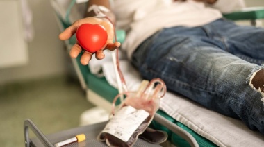 Invitan a los bonaerenses a donar sangre durante el verano