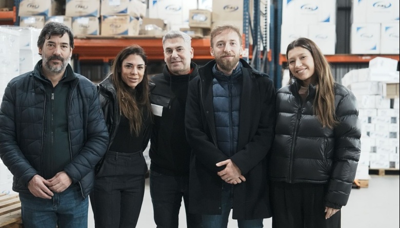 Otermín visitó una empresa local que exporta a países y emplea a más de 70 personas