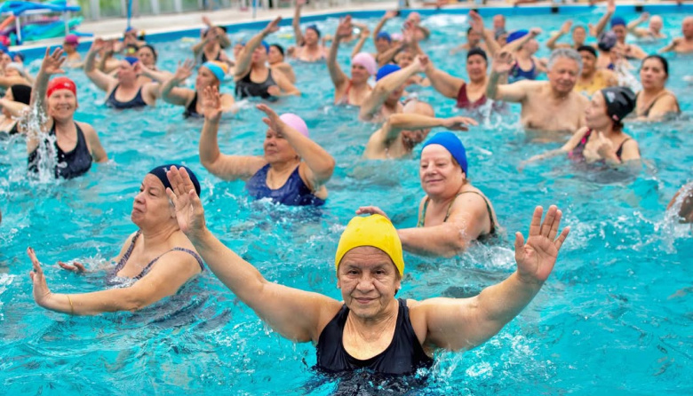 Jubilados en comunidad: un viernes cargado de deporte y bienestar