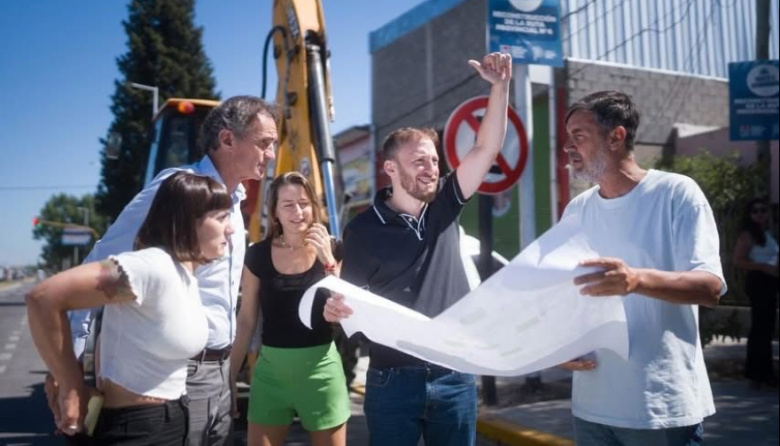 Otermín y Katopodis recorrieron la obra de la Ruta 4 en Lomas