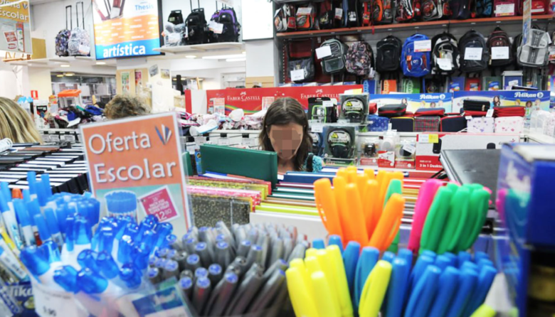 Vuelta a clases 2026: lanzan una canasta básica estudiantil en librerías de Lomas