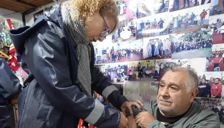 Avanza la vacunación antigripal gratuita para personas mayores en los centros de salud locales