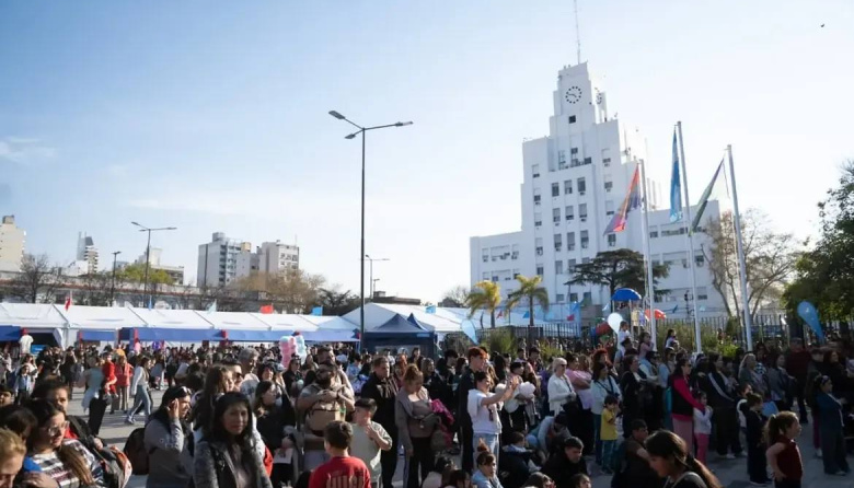 Empezó la Expo Lomas: todo lo que tenes que saber del Paseo Industrial, Comercial y Cultural