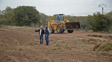 Galli superviso las obras en Sierras Bayas