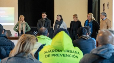 Capacitan en perspectiva de género a los agentes municipales que trabajarán en la 'Zona Roja'