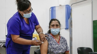 Vacunas de refuerzo contra el Covid-19: ¿Quiénes se las tienen que aplicarse y cada cuántos meses?