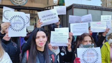 Escuelas de Bahía Blanca: padres protestaron por paros y piden “intervención”