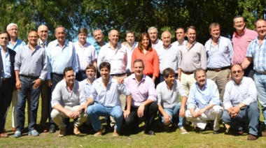 Intendentes UCR pidieron audiencia con Kicillof por la crisis sanitaria