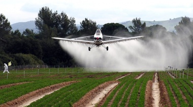 Provincia volvió a postergar la regulación del uso de agroquímicos 