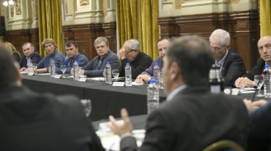 Kicillof recibió al campo para intentar bajar la tensión