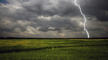 Conurbano bonaerense con alerta amarilla por tormenta de Santa Rosa