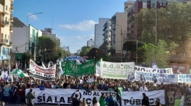 La marcha universitaria tuvo sus réplicas en toda la provincia