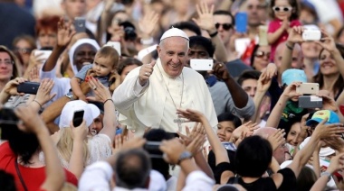 Kicillof despidió al Papa Francisco con un sentido mensaje y decretó duelo provincial