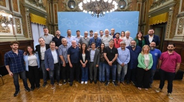 La provincia de Buenos Aires otorgará un plus salarial a empleados estatales con título universitario