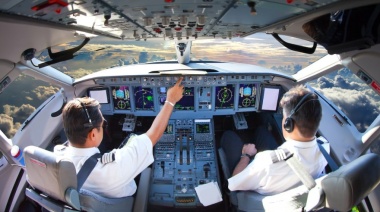 El Gobierno recorta descansos y aumenta horas de vuelo para pilotos y tripulantes de cabina
