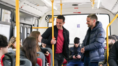 Lanús presentó el Colectivo UNLa, transporte gratuito para alumnos universitarios